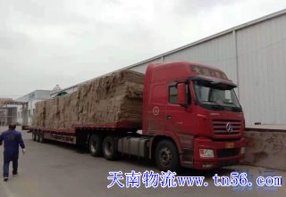 17.5米回程货车装稻草